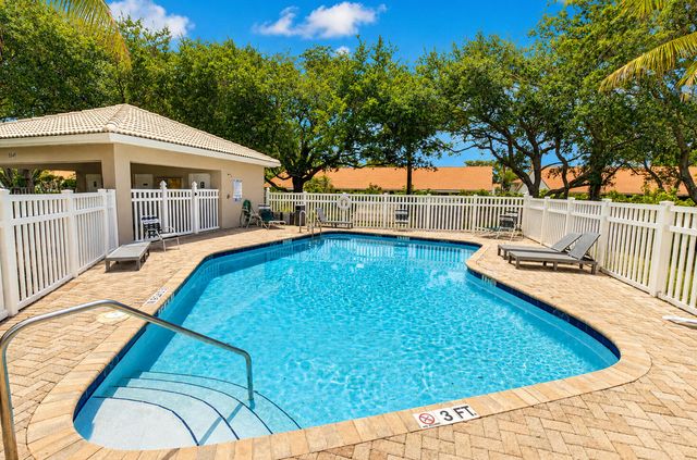 9954 Boynton Gardens Way, Boynton Beach, FL 33437