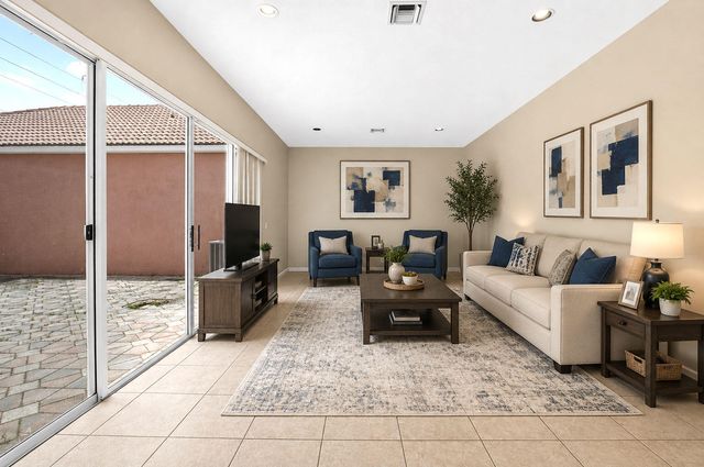 9954 Boynton Gardens Way, Boynton Beach, FL 33437