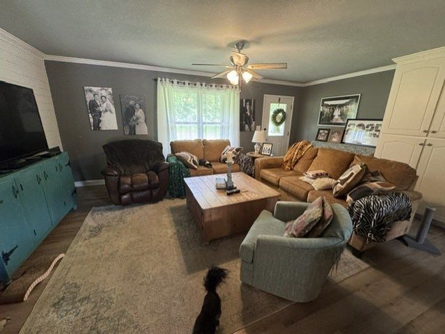 5781 Stateline Rd, Cottonwood, AL 36320