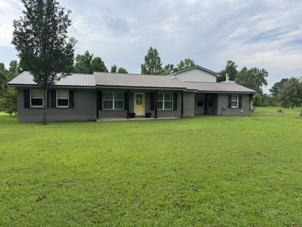 5781 Stateline Rd, Cottonwood, AL 36320