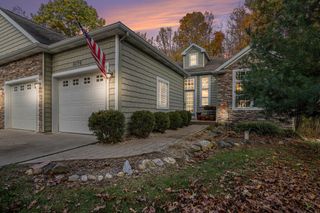 8174 Bay Arbor Drive, Ross Twp, MI 49012