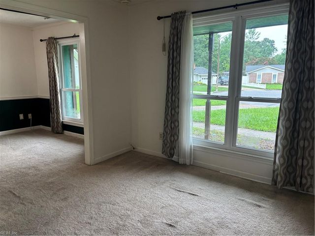 2504 Decathlon CRES, Virginia Beach, VA 23453