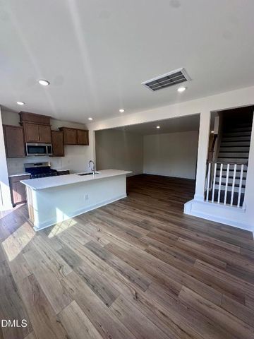 1277 Hammond Drive, Mebane, NC 27302