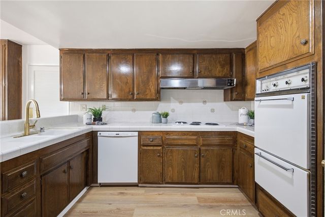 537 Redlands, Claremont, CA 91711