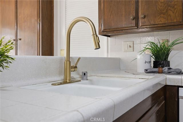 537 Redlands, Claremont, CA 91711