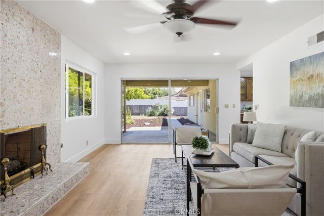 537 Redlands, Claremont, CA 91711