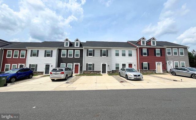 12112 BOWLING FARM CT, Fredericksburg, VA 22407