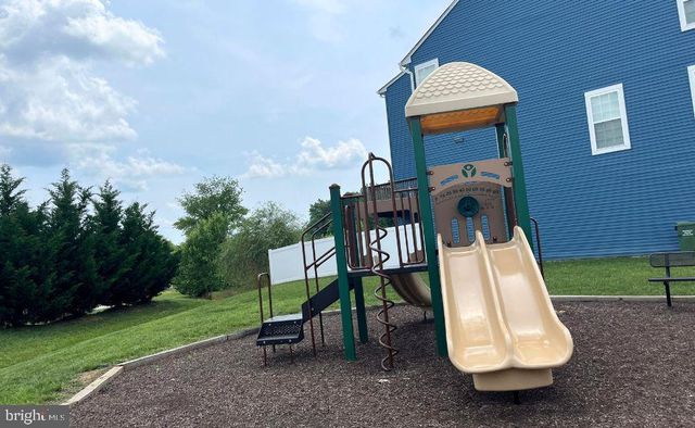 12112 BOWLING FARM CT, Fredericksburg, VA 22407