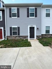 12112 BOWLING FARM CT, Fredericksburg, VA 22407