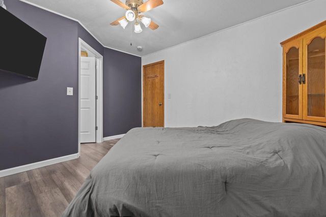 958 COZY LANE, Oshkosh, WI 54901