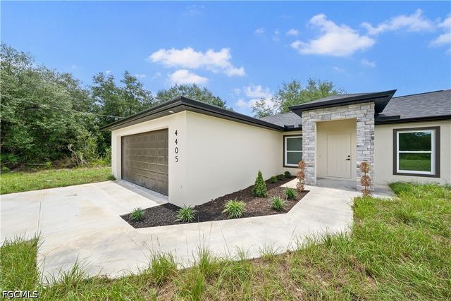 4405 E 11th ST, Lehigh Acres, FL 33972