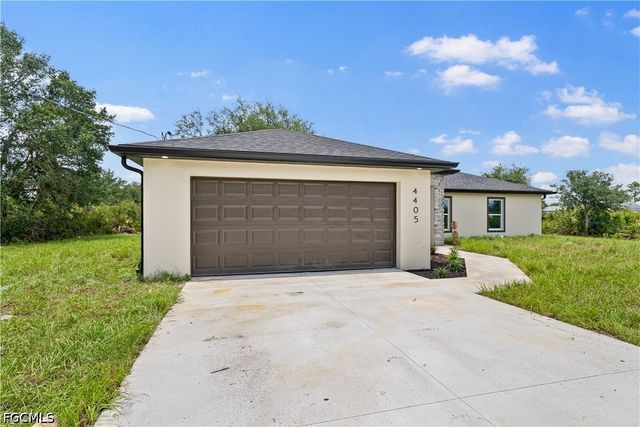 4405 E 11th ST, Lehigh Acres, FL 33972