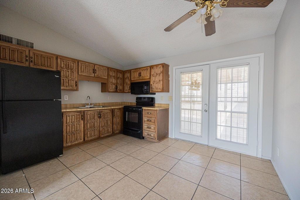 3645 N 69TH Avenue 15, Phoenix, AZ 85033 — photo 4