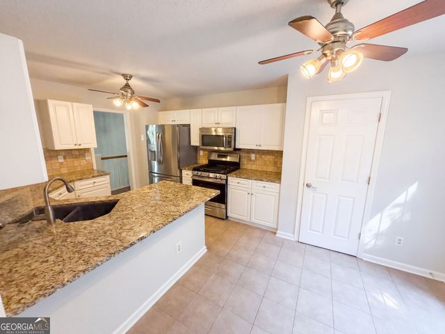 6863 Alexander Parkway, Douglasville, GA 30135