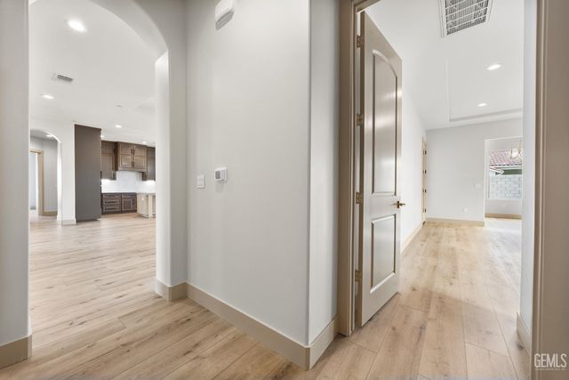 16600 Stone Mill Court, Bakersfield, CA 93314