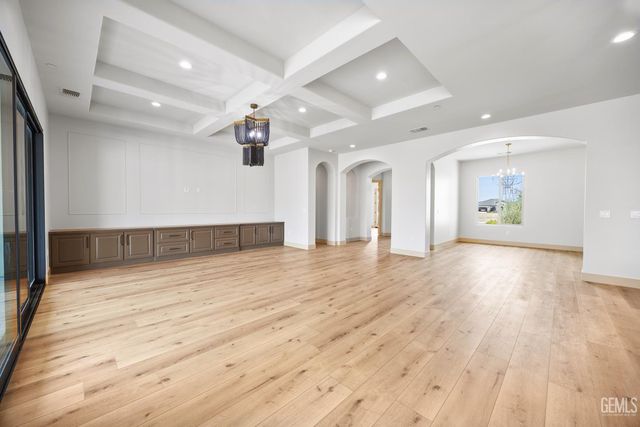 16600 Stone Mill Court, Bakersfield, CA 93314
