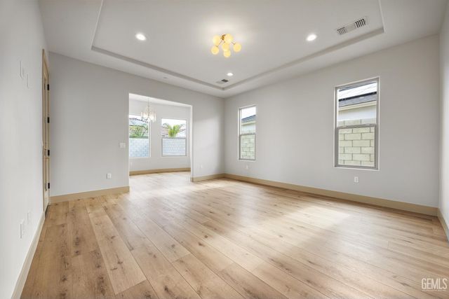 16600 Stone Mill Court, Bakersfield, CA 93314