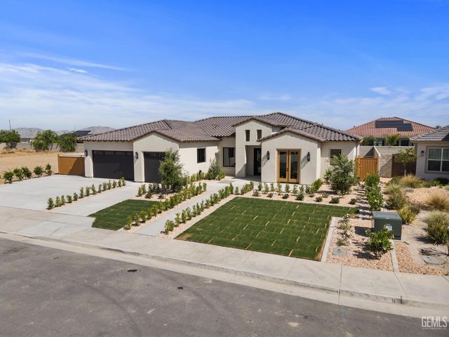 16600 Stone Mill Court, Bakersfield, CA 93314