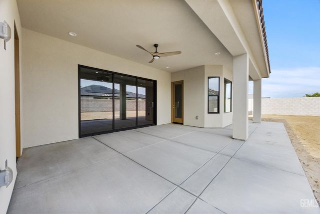 16600 Stone Mill Court, Bakersfield, CA 93314