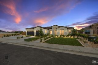 16600 Stone Mill Court, Bakersfield, CA 93314