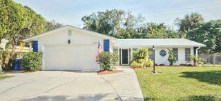2466 44th Avenue, Vero Beach, FL 32966