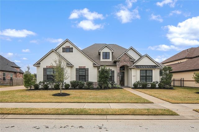 1207 Quarry Oaks Drive, College Station, TX 77845