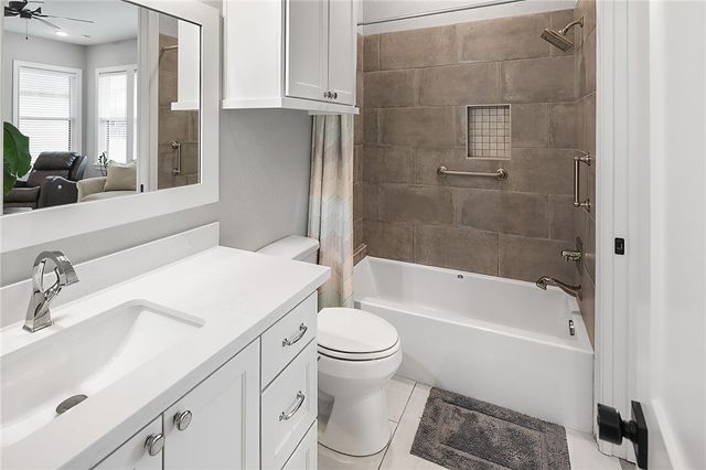 1207 Quarry Oaks Drive, College Station, TX 77845