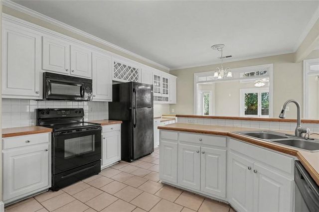 844 Biscayne Way NW, Suwanee, GA 30024