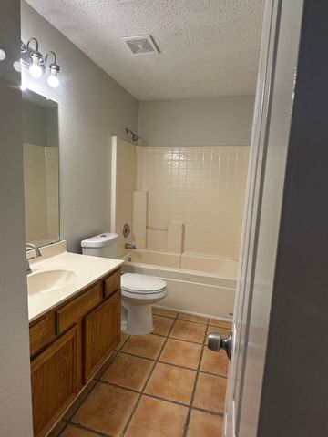 1123 Cavalcade Drive, Grand Prairie, TX 75052