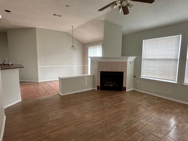 1123 Cavalcade Drive, Grand Prairie, TX 75052