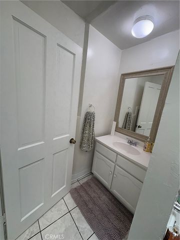 6214 S Western Avenue, Los Angeles, CA 90047