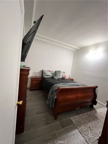 6214 S Western Avenue, Los Angeles, CA 90047