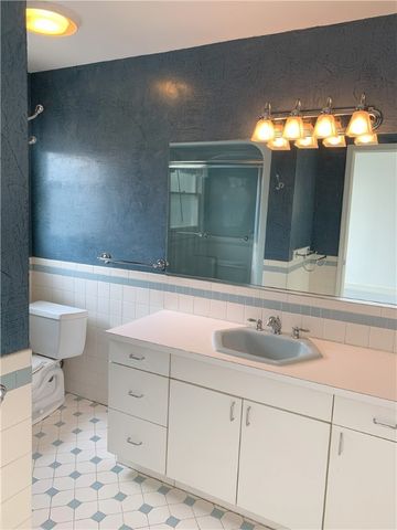 68 Locust Street 7, Providence, RI 02906