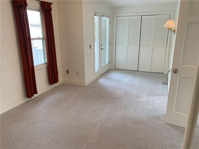 68 Locust Street 7, Providence, RI 02906