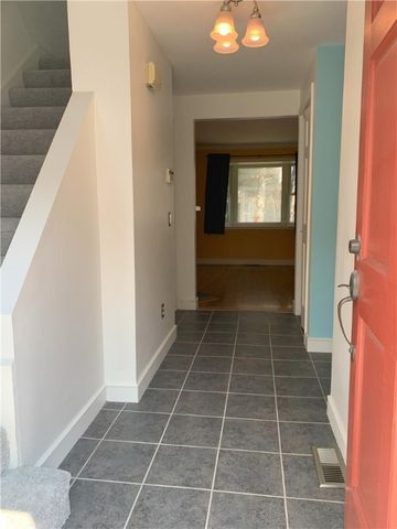 68 Locust Street 7, Providence, RI 02906