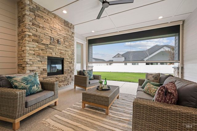 2941 N Staghaven Ave, Star, ID 83669