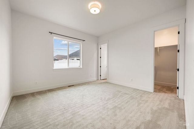 2941 N Staghaven Ave, Star, ID 83669