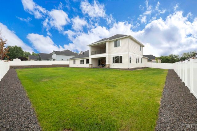 2941 N Staghaven Ave, Star, ID 83669