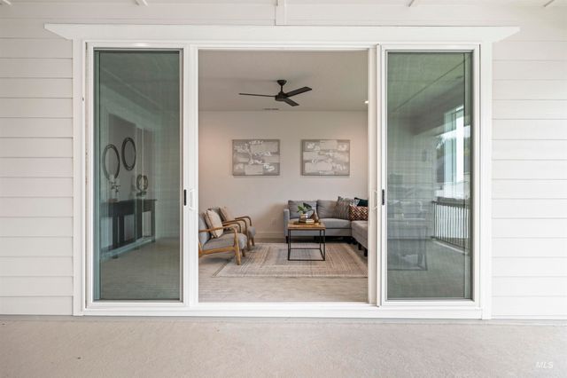 2941 N Staghaven Ave, Star, ID 83669