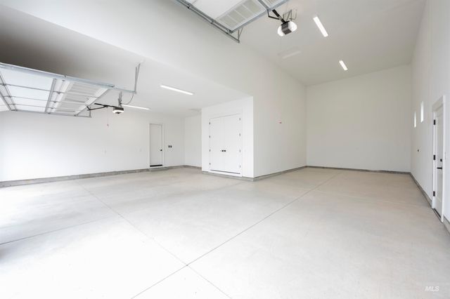 2941 N Staghaven Ave, Star, ID 83669