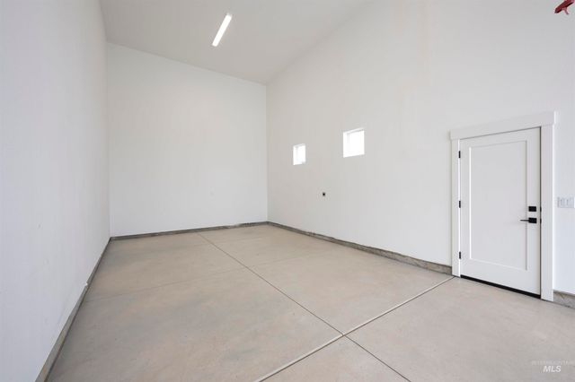 2941 N Staghaven Ave, Star, ID 83669