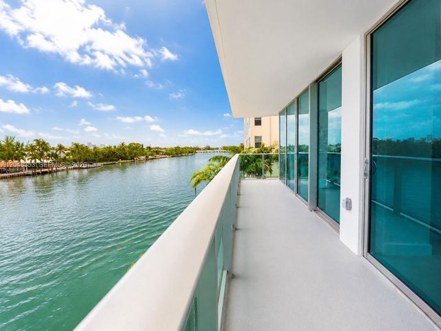 9201 E Bay Harbor Drive 401, Bay Harbor Islands, FL 33154
