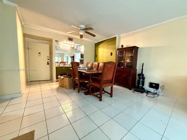 4350 Hillcrest Dr 303 303, Hollywood, FL 33021