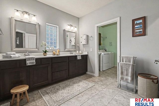 14807 S 24th Street, Bellevue, NE 68123