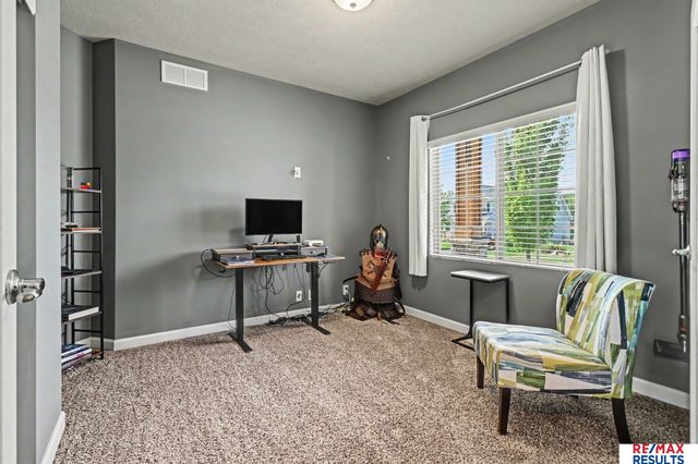 14807 S 24th Street, Bellevue, NE 68123