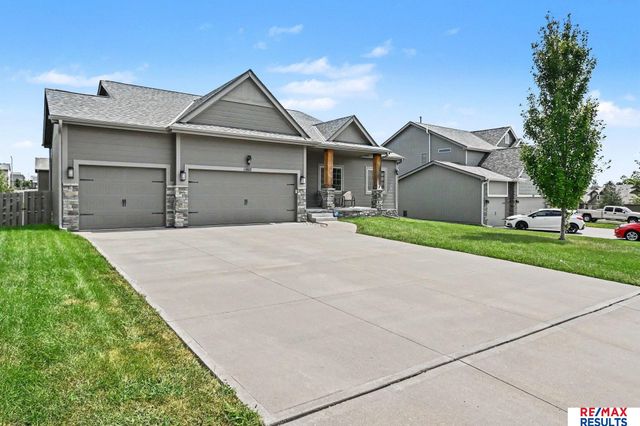 14807 S 24th Street, Bellevue, NE 68123