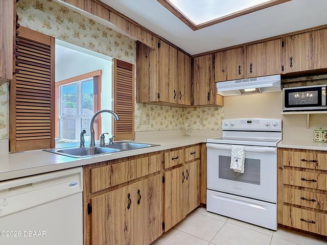 309 Wildwood Drive, Edgewater, FL 32132