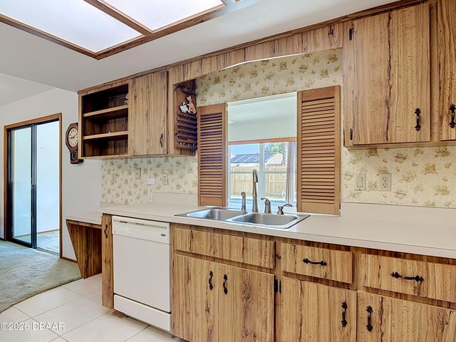 309 Wildwood Drive, Edgewater, FL 32132