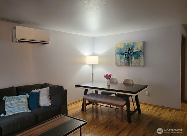 1908 12th Ave SW, Olympia, WA 98502