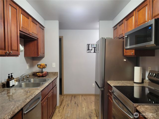 1908 12th Ave SW, Olympia, WA 98502